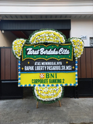 Papan Bunga Duka di Tanjung Burung